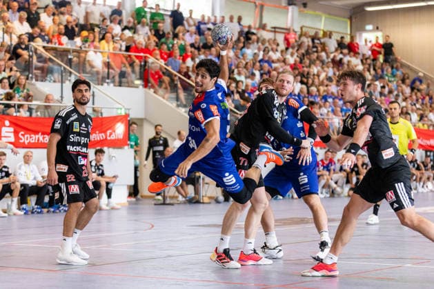 Yonatan DAYAN, HBW Balingen Weilstetten, 34, scores a goal; play; shot on goal; GER; HBW Balingen Weilstetten vs. HC Erlangen; handball; preseason; tournament; S Cup Altensteig; 3rd-place match; 2026–2027 season, August 9, 2026, GER, HBW Balingen Weilstetten vs. HC Erlangen, handball, preseason, tournament, S Cup Altensteig, 3rd-place match, 2026–2027 season, August 9, 2026, Altensteig Copyright: xEibnerxPressefoto OliverxSchmidtx EP_OST