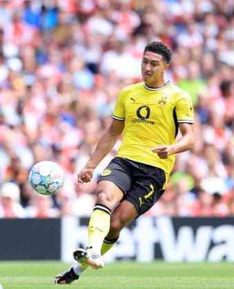 Jobe Bellingham of Borussia Dortmund Arsenal v Borussia Dortmund, Pre Season Friendly, Football, Emirates Stadium, London, UK - 09 Aug 2026London Emirates Stadium United Kingdom EDITORIAL USE ONLY No use with unauthorised audio, video, data, fixture lists, club league logos or live services. Online in-match use limited to 120 images, no video emulation. No use in betting, games or single club league player publications. Copyright: xGeorgexTewkesbury Shutterstockx 17051143w