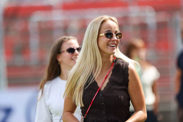 Giulia Gwinn, FC Bayern Munich, 07 before the game, GER, FC Bayern Munich vs. Paris FC, soccer, friendly match, 2026–2027 season, August 9, 2026, GER, FC Bayern Munich vs. Paris FC, soccer, friendly match, 2026–2027 season, August 9, 2026, Unterhaching Copyright: xEibner-Pressefoto JennixMaulx EP_JML