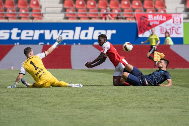 Goalkeeper David Richter (CFC), 1, Bocar Baro (HFC), 9, Roman Eppendorfer (CFC), 25, Hallescher FC vs. Chemnitzer FC, Soccer, Northeast Regional League, Matchday 4, 2026–27 Season, August 9, 2026, Halle Leuna Chemie Stadium, ST Deutschland