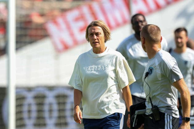 Sandrine Soubeyrand, Paris FC, Head Coach, GER, FC Bayern Munich vs. Paris FC, Soccer, Friendly Match, 2026–2027 Season, August 9, 2026, GER, FC Bayern Munich vs. Paris FC, Soccer, Friendly Match, 2026–2027 Season, August 9, 2026, Unterhaching Copyright: xEibner-Pressefoto JennixMaulx EP_JML