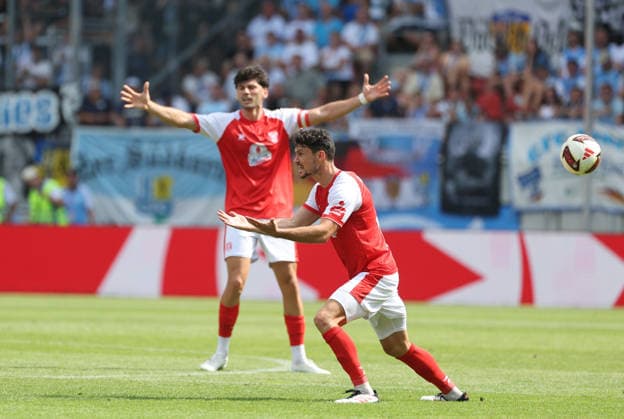 08 26 2009 Halle, Saale, Saxony-Anhalt Sports Soccer Hallescher FC Halle (HFC) Northeast Regional League (4th Division) Men s Season 2026–2027 Matchday 4 Hallescher FC vs. CFC Chemnitzer FC Niklas Landgraf Hallescher FC Burim Halili Hallescher FC angry at refreferee Christoph Beblik