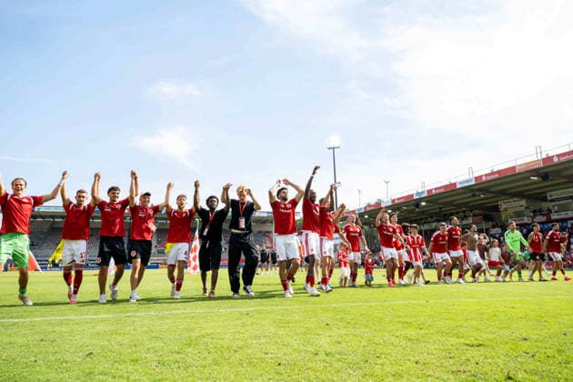 Soccer, Men s, 2026–2027 Season, 2. Bundesliga, Matchday 1, FC Energie Cottbus vs. Hannover 96, Cottbus fans celebrating after the final whistle, August 9, 2026, Copyright: xSebastianxRäppold MatthiasxKochx