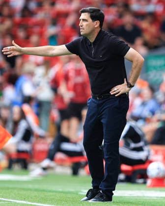 pre-season friendly: Liverpool v Monaco Liverpool manager Andoni Iraola during the pre-season friendly match Liverpool vs Monaco at Anfield, Liverpool, United Kingdom on 09 August 2026 (Photo by Jorge Horsted News Images) Liverpool Anfield Merseyside United Kingdom Copyright: xJorgexHorsted NewsxImagesx