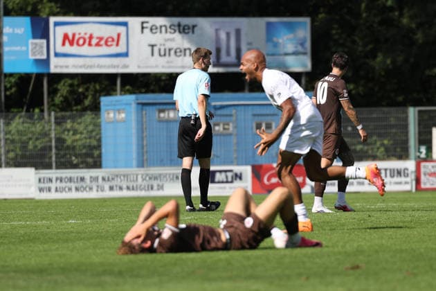 Soccer I Men s Team I 2026–2027 Season I Regionalliga Nord I Matchday 2 I FC St. Pauli II vs. Bremer SV I August 9, 2026 Anthony Nwachukwu celebrates his 5th goal, Bremer SV, Norderstedt, Edmund Plambeck Stadium, Schleswig-Holstein, Germany Copyright: xLobeca RalfxHomburgx