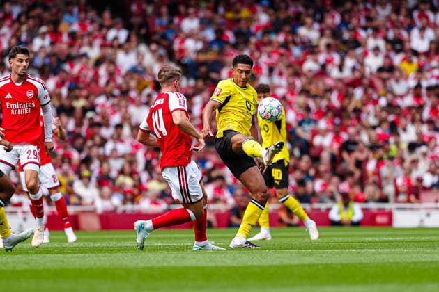 Viktor Gyökeres, Arsenal FC, 14, Jobe Bellingham, Borussia Dortmund, 07 GER, Arsenal FC vs. Borussia Dortmund, Soccer, Emirates Cup 2026, 2026–2027 Season, August 9, 2026 GER, Arsenal vs. Borussia Dortmund, Soccer, Emirates Cup 2026, 2026–2027 Season, August 9, 2026 London Copyright: xEibner-Pressefoto MarcelxvonxFehrnx EP_MFN_P