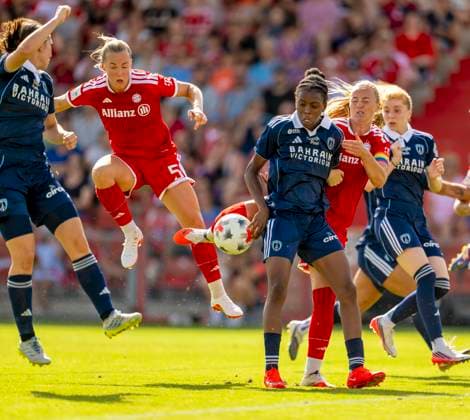 August 9, 2026, Google Pixel Women s Bundesliga Friendly Match: FC Bayern Women vs. Paris FC, at Sportpark Unterhaching; from left: Magdalena Eriksson (FC Bayern Munich), Glodis Perla Viggosdottir (FC Bayern Munich)