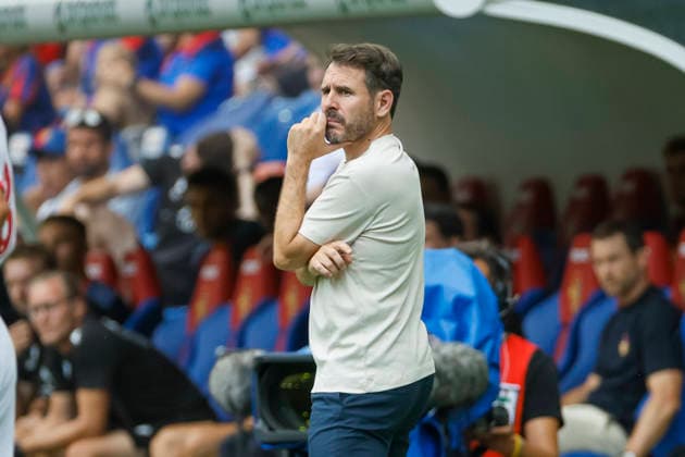 Gian Luca Privitelli, FC Thun, Coach, Switzerland, Soccer, Super League, Matchday 3, 2026–2027, FC Basel 1893 vs. FC Thun, August 9, 2026, St. Jakob Park, Basel, Switzerland Copyright: xGrantxHubbsx