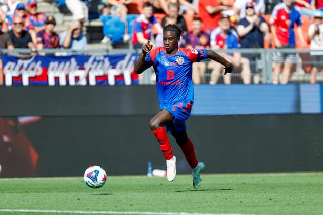 Asane Sow, FC Basel, No. 18, Switzerland, Soccer, Super League, Matchday 3, 2026–2027, FC Basel 1893 vs. FC Thun, August 9, 2026, St. Jakob Park, Basel, Switzerland Copyright: xGrantxHubbsx