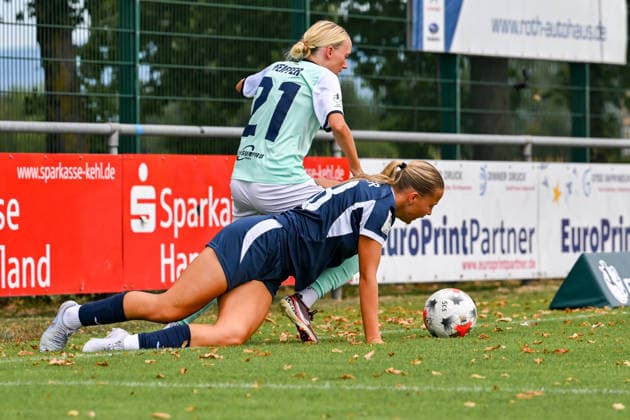 August 9, 2026, Soccer, Women s Bundesliga 2, 2026–2027, Matchday 2, SC Sand vs. SG 99 Andernach: Sophia Gerber (18, Sand) committed a foul on Isabel Pfeiffer (821, Andernach)