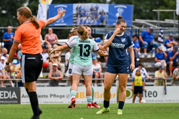 Celebrations after the 1-0 win by Marlene Ganßer (13, Andernach) and Leonie Krump (10, Andernach)