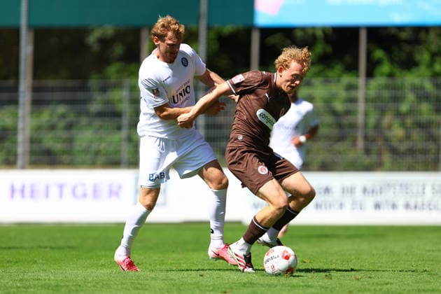 42 Marwin Schmitz, FC St. Pauli U23, 24 Fritz Kleiner Bremer SV Men s Soccer I Regionalliga Nord I 2026–2027 Season I Matchday 2 I FC St. Pauli U23 vs. Bremer SV I August 9, 2026 I Edmund Plambeck Stadium