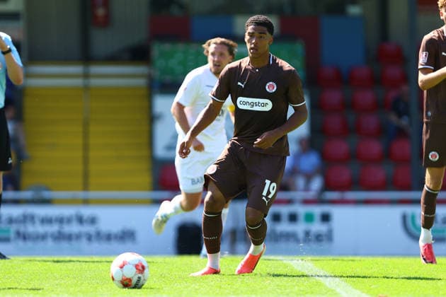 19 Jack Wardius FC St. Pauli U23 Soccer I Men s I Regionalliga Nord I 2026–2027 Season I Matchday 2 I FC St. Pauli U23 vs. Bremer SV I August 9, 2026 I Edmund Plambeck Stadium