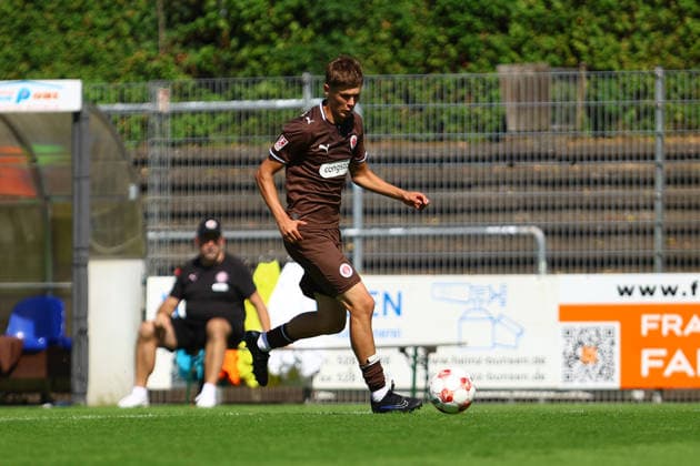 8 Mats Herrmann FC St. Pauli U23 Soccer I Men s I Regionalliga Nord I 2026–2027 Season I Matchday 2 I FC St. Pauli U23 vs. Bremer SV I August 9, 2026 I Edmund Plambeck Stadium