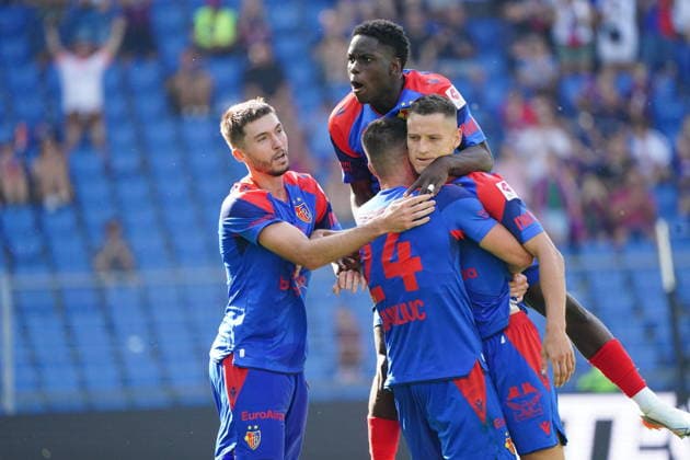 August 9, 2026 Switzerland Men s Soccer Super League 2026–2027 Season FC Basel vs. FC Thun 4–2 Photo: Leo Leroy, Becir Omeragic, and Kazeem Olaigabe (right) celebrating the goal; Zan Celar, the goal scorer, celebrating