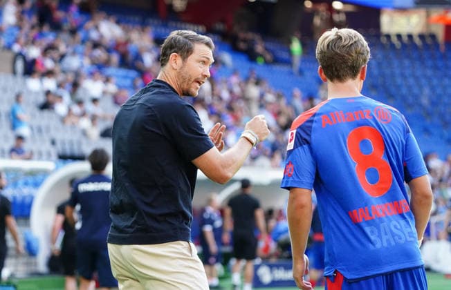 August 9, 2026 Swiss Men s Soccer Super League 2026–2027 Season FC Basel vs. FC Thun 4–2 Photo, Coach Stephan Lichtsteiner, Ludwig Malachowski in action
