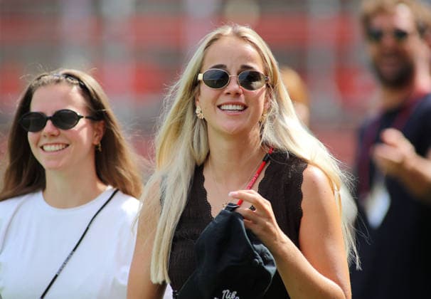 Soccer, Women, 2026–2027 Season, FC Bayern Munich vs. Paris FC, Friendly Match, Exhibition Match, Sportpark Unterhaching, Giulia Gwinn, FC Bayern Munich in street clothes, headshot, upper body