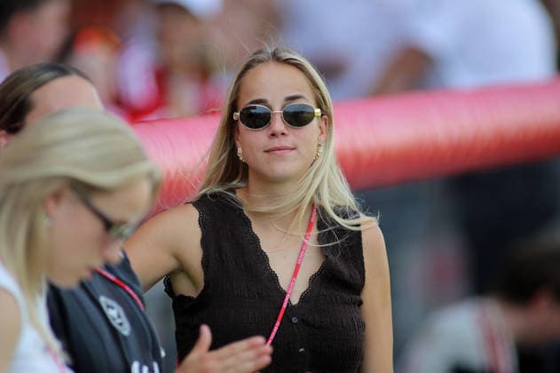 Soccer, Women, 2026–2027 Season, FC Bayern Munich vs. Paris FC, Friendly Match, Exhibition Match, Sportpark Unterhaching, Giulia Gwinn, FC Bayern Munich in street clothes, headshot, upper body