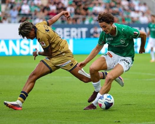 August 9, 2026, Soccer, Brack Super League 2026–27, Round 3, FC St. Gallen 1879 vs. FC Lucerne, Berit Sitter Stadium, St. Gallen, Switzerland: Leon Frokaj (20), FC St. Gallen 1879, on the right in a tackle with Lucas Manuel Silva Ferreira (10), FC Lucerne. Photo by Urs Ottiger