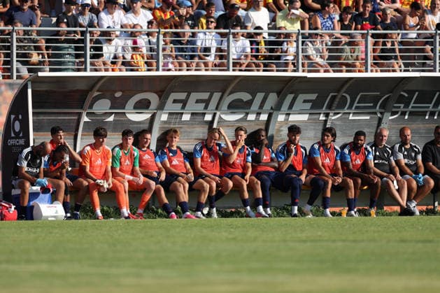 SOCCER - Friendly Match - US Lecce vs. SS Monopoli Photo by IPA ABACAPRESS.COM87359952 - The US Lecce bench during the US Lecce vs. SS Monopoli friendly soccer match in San Pietro in Lama (LE), Italy, on August 9, 2026 San Pietro in Lama (LE) Italy  Copyright: xIPAxSport ABACAx