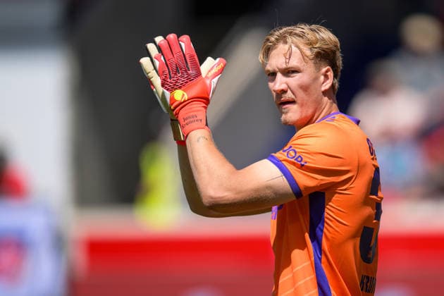 Soccer, 2. Bundesliga, 20260808, 1. FC Heidenheim vs. VfL Osnabrück. Pictured: Goalkeeper Jonas KRUMREY of Osnabrück, 32. Heidenheim Voith Arena, Baden-Württemberg, Germany Copyright: Passion2Press MarkusxFischerx