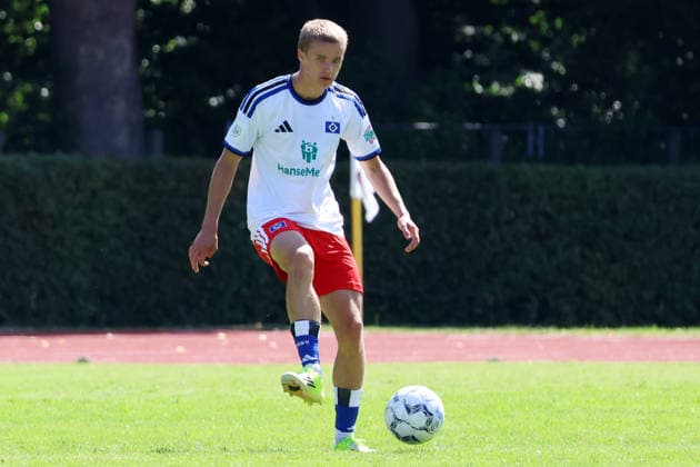 U19 DFB Youth League Preliminary Round, Group A: FC St. Pauli vs. Hsamburger SV at Hammer Park Stadium; Maximilian Schmid (HSV)