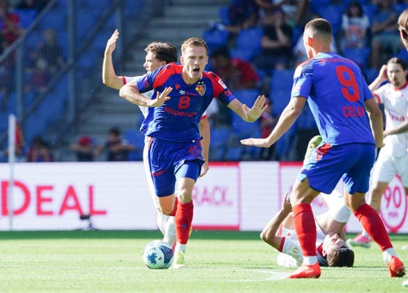 August 9, 2026 Swiss Men s Soccer Super League 2026–2027 Season FC Basel vs. FC Thun 4–2 Photo, Becir Omeragic in action (single frame)