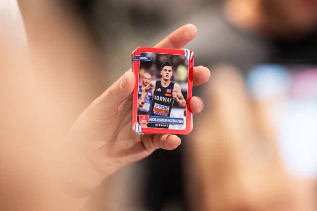 August 9, 2026: Jakob Asserson Ingebrigtsen of the Norwegian national track and field team holds up a collector card at a press event ahead of the 2026 European Athletics Championships on August 9, 2026 in Birmingham. Photo by Mathias Bergeld, BILDBYRAN, code MB MB1396. athletics, friidrett, friidrotts EM, 2026 European Athletics Championships, press conference, event, meeting, 1 bbeng, Norway, norge, genre: collector card  Copyright: MATHIASxBERGELD BB260809MB015