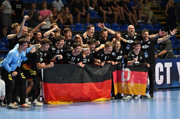 GERMANY vs SLOVENIA TEAM handball U18 Gernany national team, Nationalteam vs Slovenia during EHF U18 European Championship, EM, Europameisterschaft final match at Aleksandar Nikolic Pionir hall, Belgrade 09.08.2026 Foto: HANDBALL, SERBIA, EHF EUROPEAN U18 CHAMPIONSHIP, GERMANY, SLOVENIA Belgrade Aleksandar Nikolic Pionir arena Serbia Copyright: xMarkoxMetlasx xMNxPressx