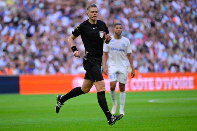 FOOTBALL : Olympique de Marseille VS Athletic Club Bilbao - 09 08 2026 Referee Marc Bollengier during the Pre-season friendly between Olympique de Marseille and Athletic Club Bilbao on August 9, 2026 at the CEPAC Velodrome Stadium in Marseille. MarseilleFrance  Copyright: xWilliamxCannarellax