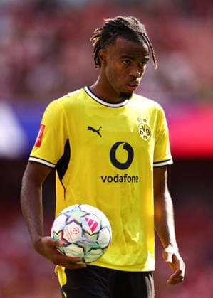 Arsenal gegen Borussia Dortmund, 9. August 2026, London, Emirates Cup: Arsenal gegen Borussia Dortmund – Carney Chukwuemeka von Borussia Dortmund. Foto: Jacques Feeney. Abseits. London, Großbritannien  Copyright: xJacquesxFeeneyx xOffsidexOffside