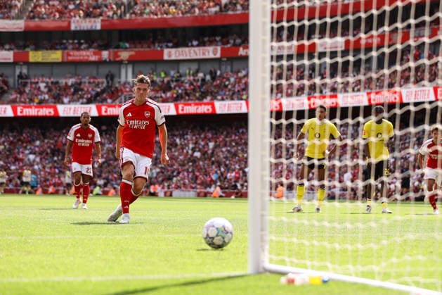 Arsenal gegen Borussia Dortmund, 9. August 2026, London, Emirates Cup: Arsenal gegen Borussia Dortmund – Viktor Gyokeres von Arsenal verwandelt einen Elfmeter im Elfmeterschießen. Foto: Jacques Feeney, Abseits, London, Großbritannien  Copyright: xJacquesxFeeneyx xOffsidexOffside