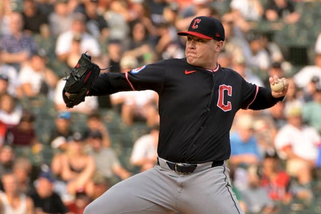 Cleveland Guardians pitcher Erik Sabrowski (62) throws against Chicago White Sox during the sixth inning at Rate Field in Chicago, IL on Sunday, August 9, 2026. The White Sox defeated the Guardians 5-3. CHI20260809142 MARKxBLACK