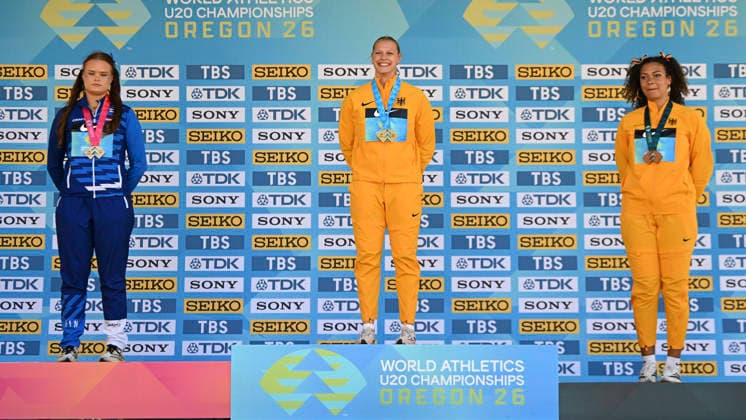 World Athletics U20 Championships, Oregon 2026 EUGENE, UNITED STATES OF AMERICA AUGUST 9, 2026 Clara Hegemann (GER) wins GOLD in the hammer throw, and Nova Kienast wins bronze during the World Athletics U20 Championships Oregon 2026 at Hayward Field on August 9, 2026, in Eugene, United States of America Copyright: xBEAUTIFULxSPORTS DecaxText&Bildx