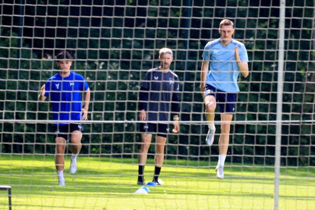 August 10, 2026, Germany, Soccer, 2. Bundesliga, 2026–2027 Season, Sportforum, Hertha BSC, Paul Seguin training with Hertha BSC Berlin 30, fitness coach Hendrik Vieth, Hertha BSC, 2nd Division, DFB and DFL regulations prohibit any use of photographs as image sequences and or quasi-video, Berlin Sportforum, Berlin, Germany Copyright: xNordphotox xEnglerx