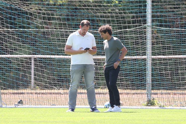 Sportfreunde Siegen Training: Managing Director Matthias Georg SI li and Sports Director Nico Michaty SI, Regionalliga West Soccer, Training, Sportfreunde Siegen, on August 10, 2026, in Mudersbach, Germany