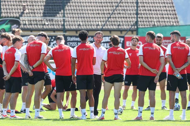 Sportfreunde Siegen Training: Sportfreunde Siegen parted ways with coach Boris Schommers SI on August 9, 2026. Coach Boris Schommers SI bids farewell to the team. Soccer Regionalliga West, Training, Sportfreunde Siegen, on August 10, 2026, in Mudersbach, Germany