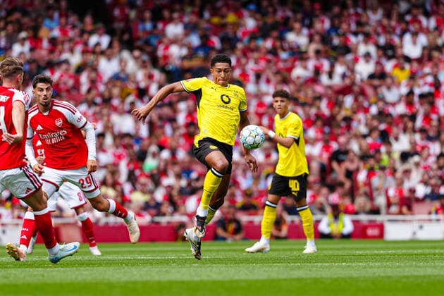 Viktor Gyökeres, Arsenal FC, 14; Jobe Bellingham, Borussia Dortmund, 07; ENG; Arsenal FC vs. Borussia Dortmund, Soccer, Emirates Cup 2026, 2026–2027 Season, August 9, 2026, ENG, Arsenal FC vs. Borussia Dortmund, Soccer, Emirates Cup 2026, 2026–2027 Season, August 9, 2026, London Copyright: xEibner-Pressefoto MarcelxvonxFehrnx EP_MFN_P