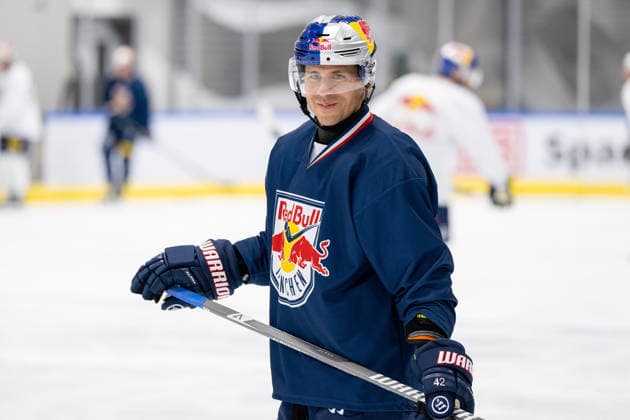 Yasin Ehlitz, 42, EHC Red Bull Munich; EHC Red Bull Munich Press Practice, August 10, 2026, Munich, Bavaria, Germany Copyright: xkolbert-press UlrichxGamelx