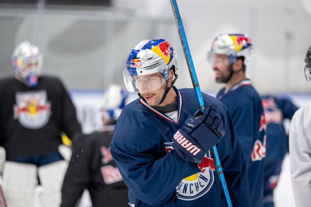 Lucas Thaler 48, EHC Red Bull Munich, EHC Red Bull Munich Press Workout, August 10, 2026, Munich, Bavaria, Germany Copyright: xkolbert-press UlrichxGamelx