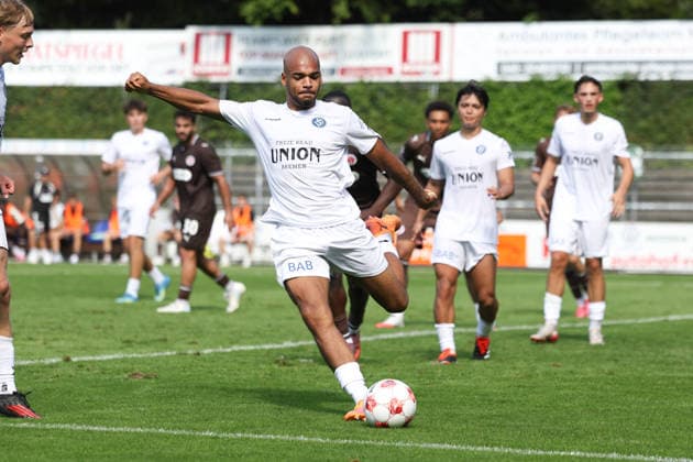 Soccer I Men s Team I 2026–2027 Season I Regionalliga Nord I Matchday 2 I FC St. Pauli II vs. Bremer SV I August 9, 2026 Anthony Nwachukwu 5, Bremer SV Copyright: xLobeca RalfxHomburgx