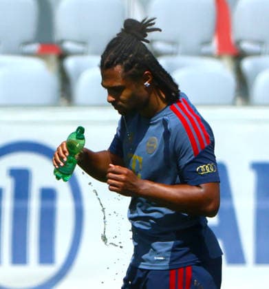 August 10, 2026, FC Bayern Training, Saebenerstrasse, Munich, Soccer, Sports, Pictured: Serge Gnabry taking a break, FC Bayern Munich