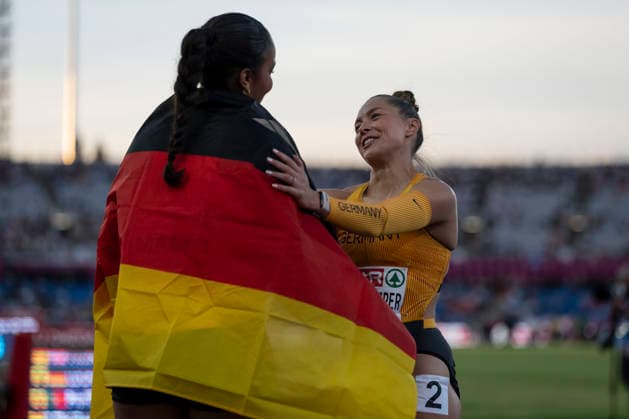 BIRMINGHAM, GREAT BRITAIN - AUGUST 10, 2026 : Yemisi MABRY (GER Germany) wins bronze in the shot put and Gina LÜCKENKEMPER (GER Germany) congrats her during the European Athletics Championships at Alexander Stadium on August 10, 2026 in Birmingham, Great Britain. Nordrhein-Westfalen Great Britain Copyright: xLeahxKohringx