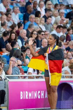 BIRMINGHAM, GREAT BRITAIN - AUGUST 10, 2026 : Yemisi MABRY (GER Germany) wins bronze in the shot put during the European Athletics Championships at Alexander Stadium on August 10, 2026 in Birmingham, Great Britain. Nordrhein-Westfalen Great Britain Copyright: xLeahxKohringx