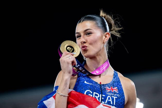 August 10, 2026, GBR, Track and Field, 2026 European Championships, Evening Session, Day 1, Birmingham: Amy Hunt of Great Britain celebrates her victory and gold medal at the finish line, Women s 100-meter dash, Final, Alexander Stadium, Birmingham, England, Great Britain Copyright: xNordphoto Memmlerx