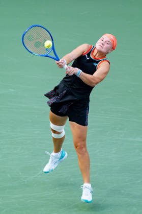 TORONTO, ON - AUGUST 10: Diana Shnaider of Russia returns a shot during her Quarter-final match of the WTA, Tennis Damen National Bank Open tournament on August 10, 2026 at Sobeys Stadium in Toronto, ON, Canada (Photo by Julian Avram Icon Sportswire) TENNIS: AUG 10 National Bank Open EDITORIAL USE ONLY Icon2608100009