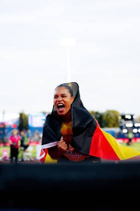 European Athletics Championships, Birmingham, August 10, 2026: Yemisi Mabry celebrates with the German flag at the European Athletics Championships in Birmingham on August 10, 2026 Copyright: xBEAUTIFULxSPORTS Flatemerschx