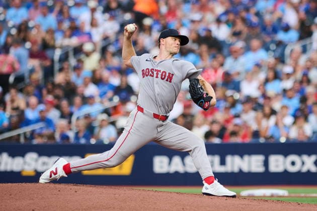 August 10, 2026, Toronto, On, Canada: Boston Red Sox s Sonny Gray (54) pitches against the Toronto Blue Jays during second inning MLB, Baseball Herren, USA baseball action in Toronto, on Monday, Aug. 10, 2026. Canada News - August 10, 2026 - ZUMAc35_ 20260810_zaf_c35_091 Copyright: xSammyxKoganx