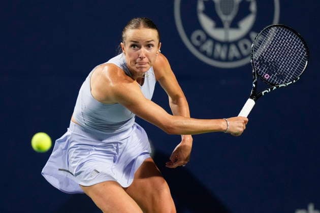 August 10, 2026, Toronto, On, CAN: Ukraine s Elina Svitolina hits a return to Ekaterina Alexandrova during National Bank Open tennis action in Toronto on Monday, August 10, 2026. Canada News - August 10, 2026  - ZUMAc35_ 20260810_zaf_c35_114 Copyright: xChrisxYoungx