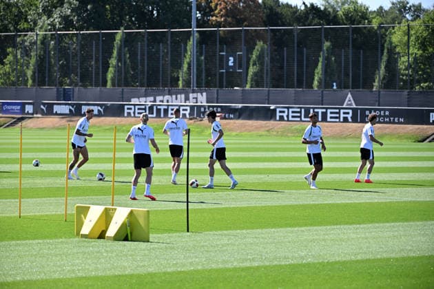 August 11, 2026, Mönchengladbach Soccer, Men s, 2026–2027 Season, Borussia Mönchengladbach Training: Only six players on the field during Tuesday’s practice. In addition to the World Cup participants, the following injured players were also present (from left): Tomas Cvancara (Gladbach), David Herold (Gladbach), Nico Elvedi (Gladbach), Shuto Machino (Gladbach), Fabio Chiarodia (Gladbach), Joe Scally (Gladbach). DFL regulations prohibit any use of photographs as image sequences and or quasi-video footage at Borussia Park, North Rhine-Westphalia, Germany